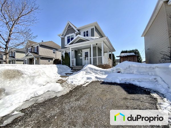 Winter Front - 28 rue Maurice-Paquet, Beauport for sale