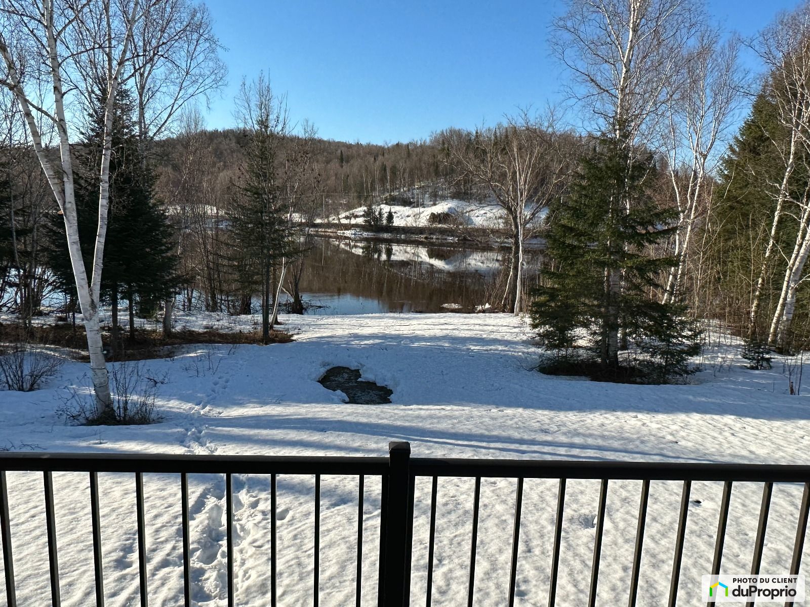 Bungalow à vendre FermeNeuve 3 chambres 2 salles de bain 1038252