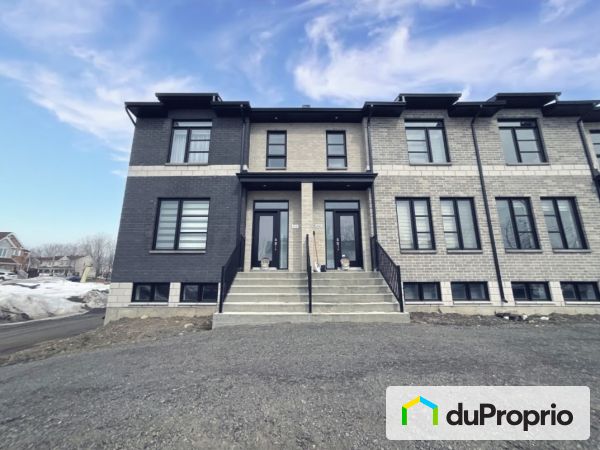 240 rue Laguerrier - Cité de la Gare - Par Groupe PM, Ste-Rose for sale