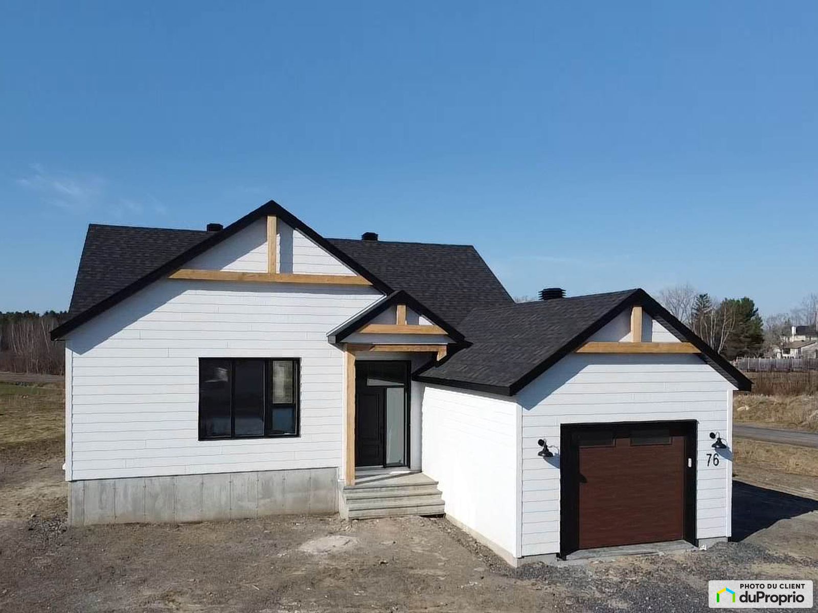 Bungalow à vendre LacBrome (Foster) 4 chambres 2 salles de bain 1038659