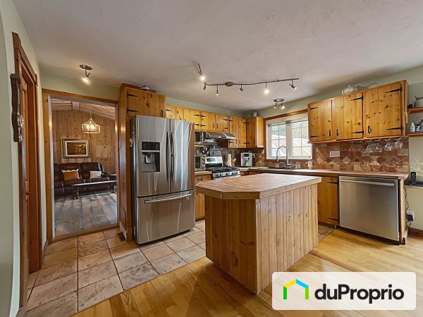 34, chemin de la Forêt, Stoneham à vendre
