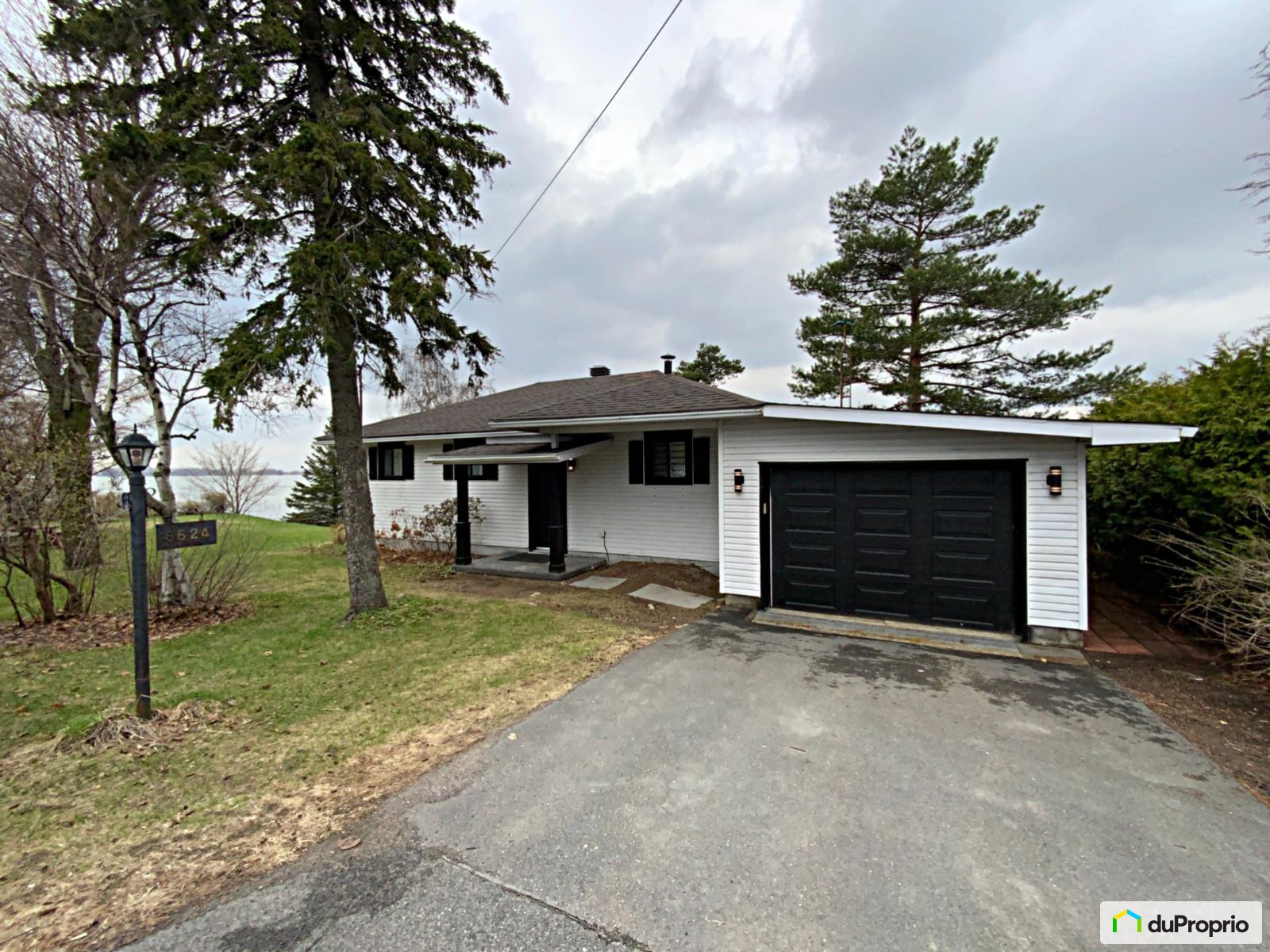 Bungalow à vendre Contrecoeur 3 chambres 2 salles de bain 1039488