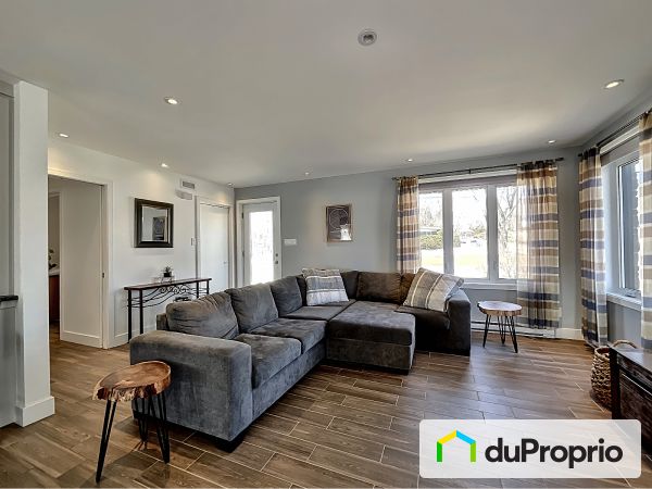 Living Room - 2544 avenue du Sault, Beauport for sale