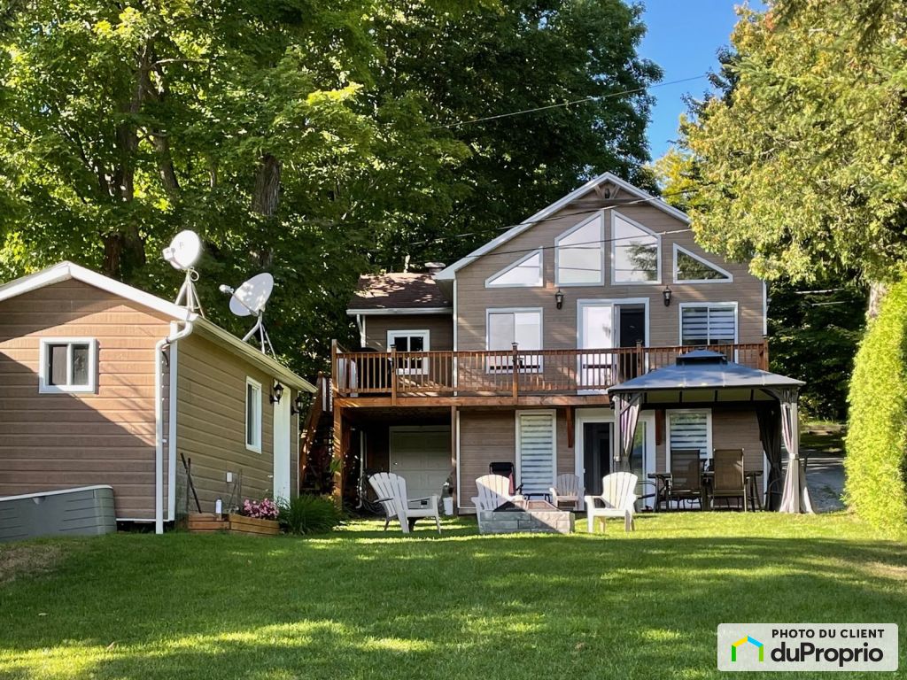 Chalets à vendre, Chertsey