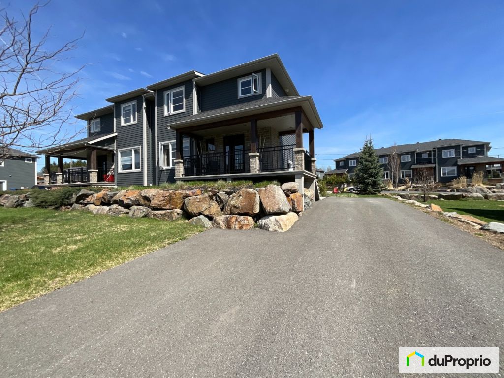 Maisons à vendre, Bromont