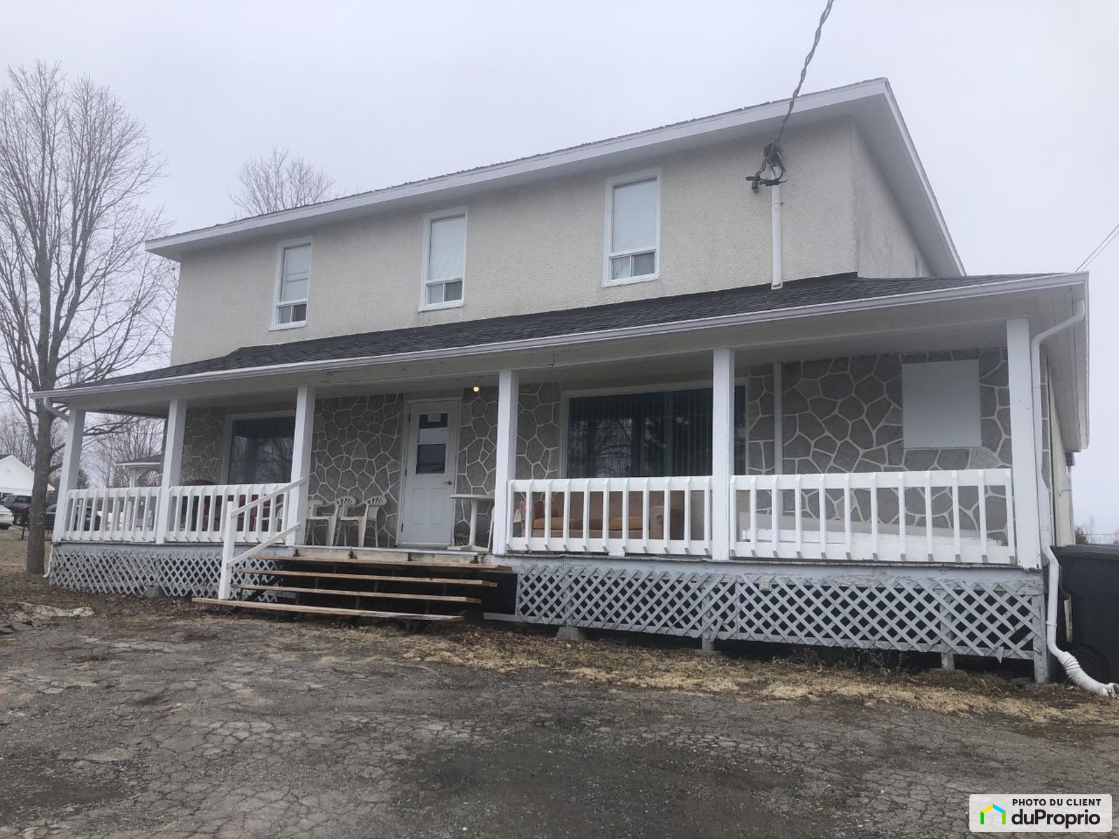 Commercial / Appartement à vendre StAlexisDeMatapedia 1009920