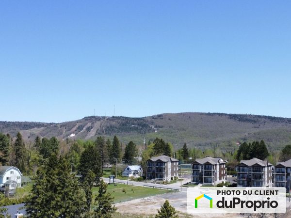 Condos Lac Archambault - Phase 4, St-Donat for sale