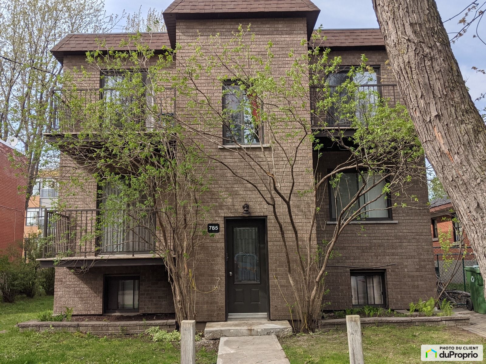 Quintuplex for sale PointeAuxTrembles / MontréalEst 7 bedrooms 1033368