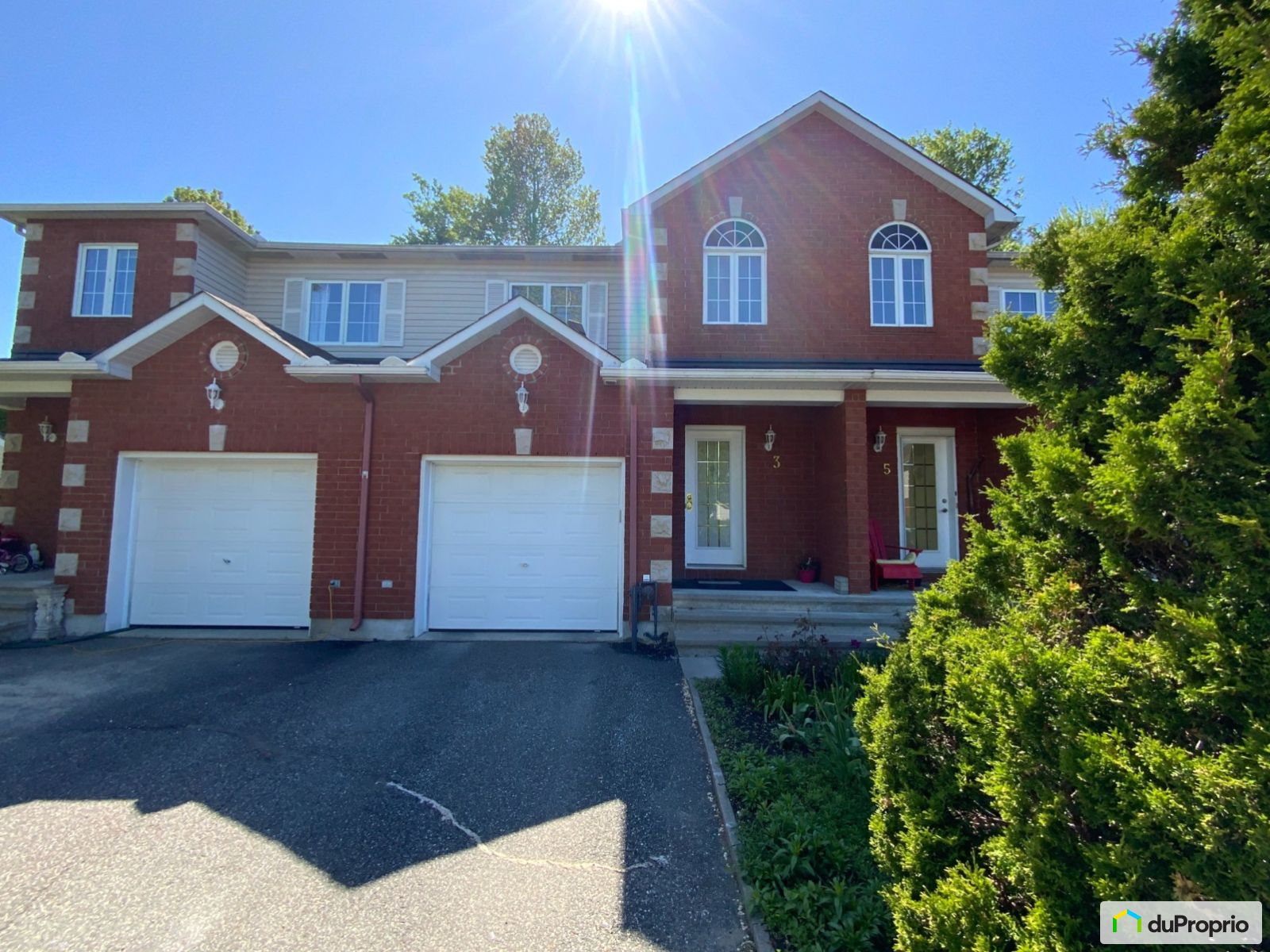 Maison en rangée / de ville à vendre Gatineau (Hull) 3 chambres 1034466