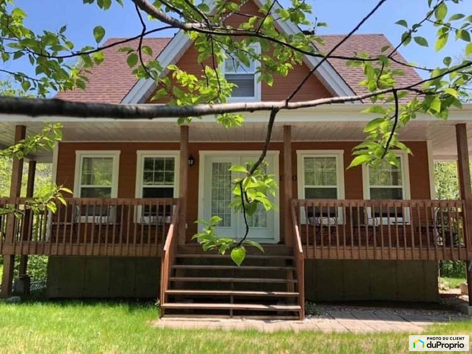 Maison 2 étages à vendre StAdolpheD'Howard 3 chambres 1035506