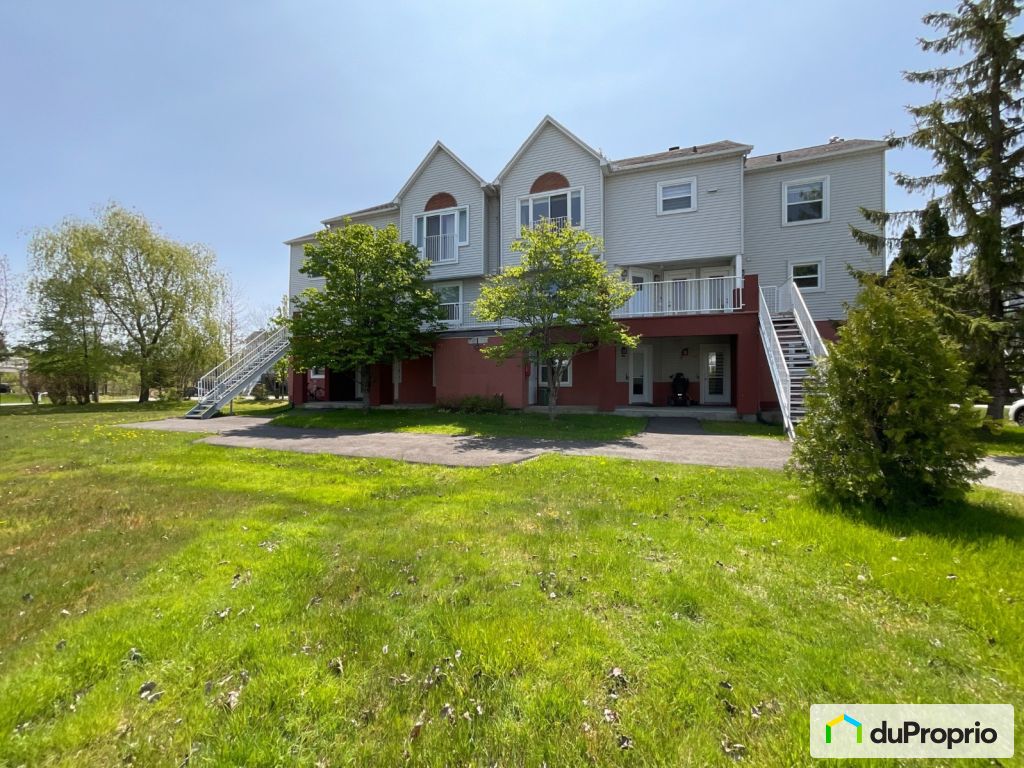 Condos à vendre, Magog