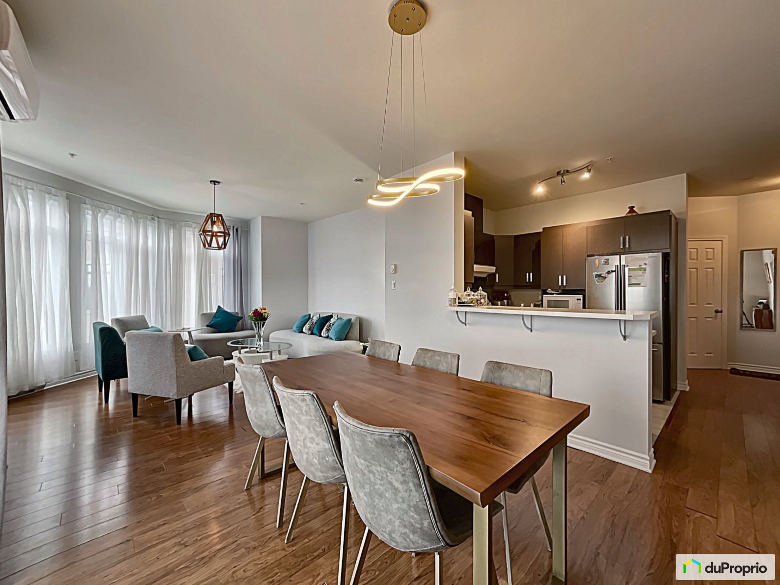 Condo à vendre Brossard 2 chambres 1 salle de bain 1041353