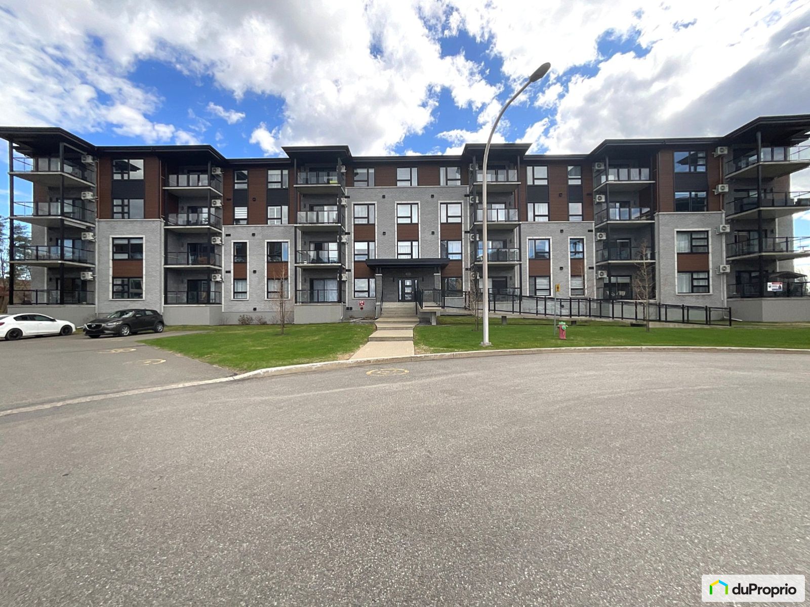 condo-trois-rivieres-trois-rivieres-1600-13675059.jpg