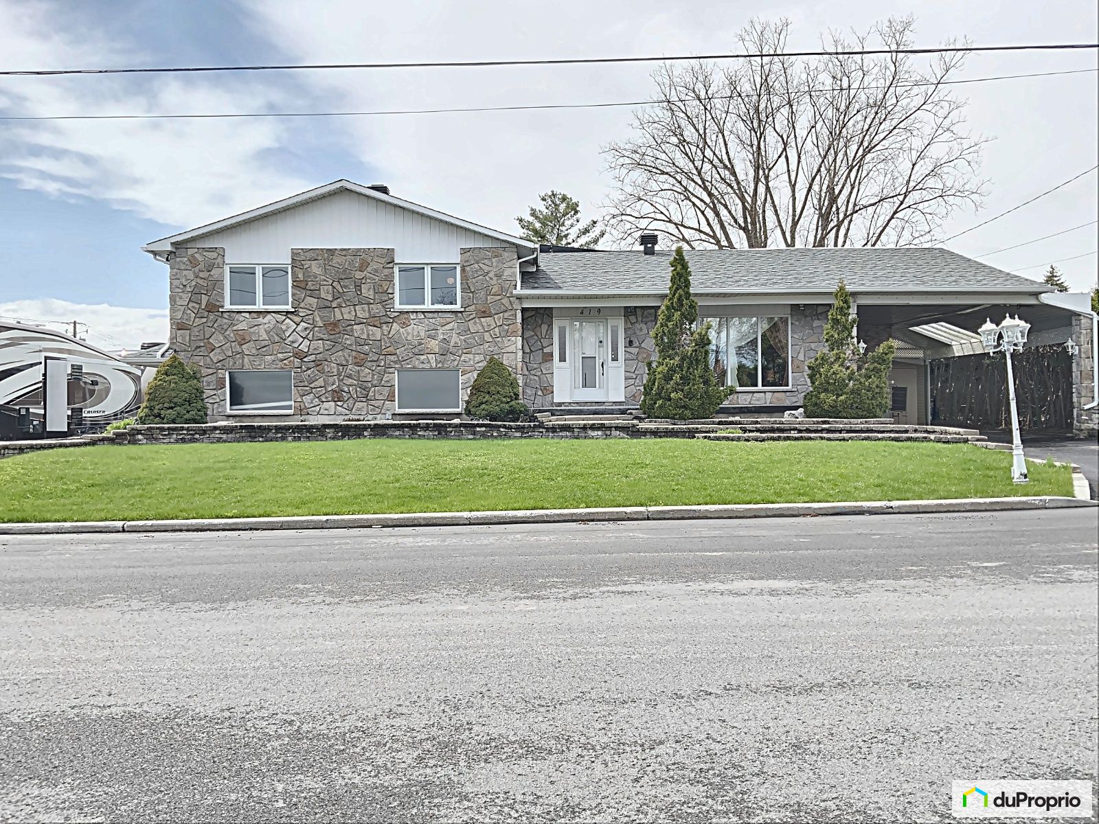 Bungalow à vendre Gatineau (Gatineau) 4 chambres 3 salles de bain 1042148