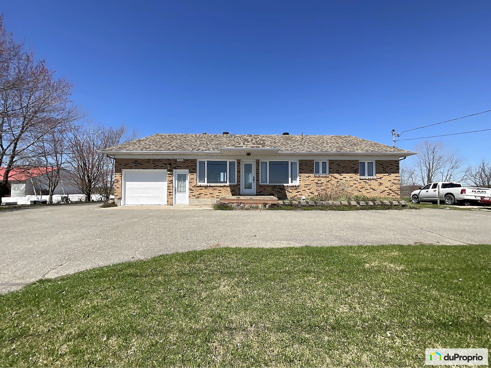 Bungalow à vendre StLambertDeLauzon 5 chambres 2 salles de bain 1042354