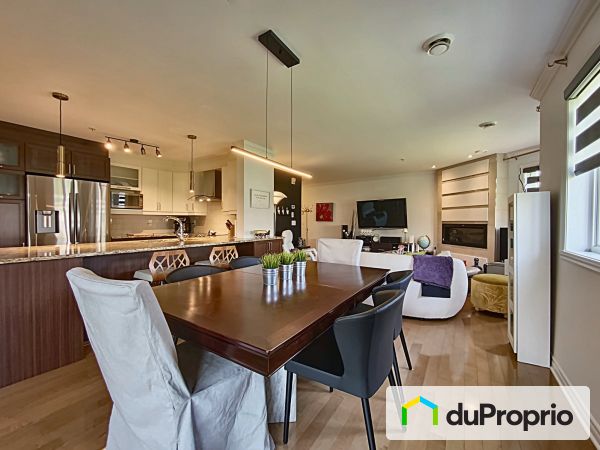 203-205 rue du Sanctuaire, Ste-Julie for sale
