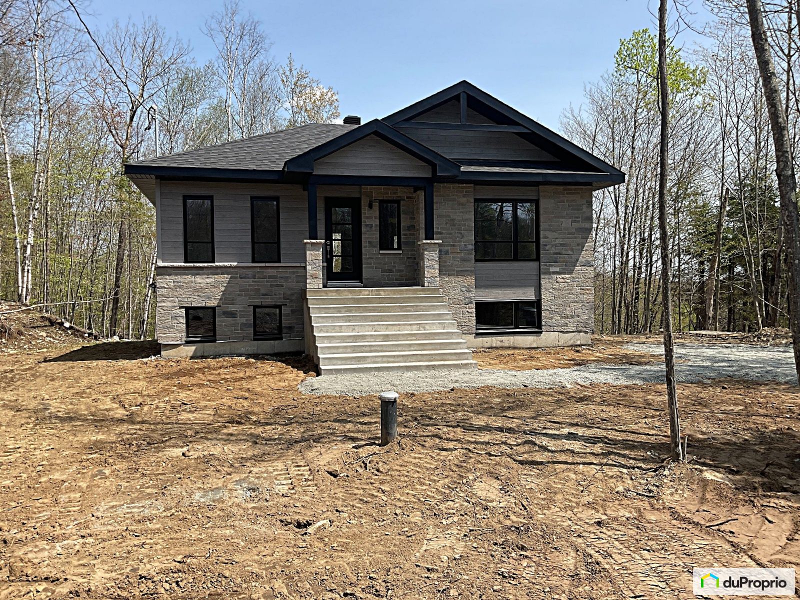 Bungalow à vendre StHippolyte 2 chambres 1 salle de bain 1043400