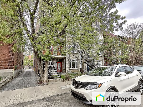Summer Front - 168 rue Aberdeen, Montcalm for sale