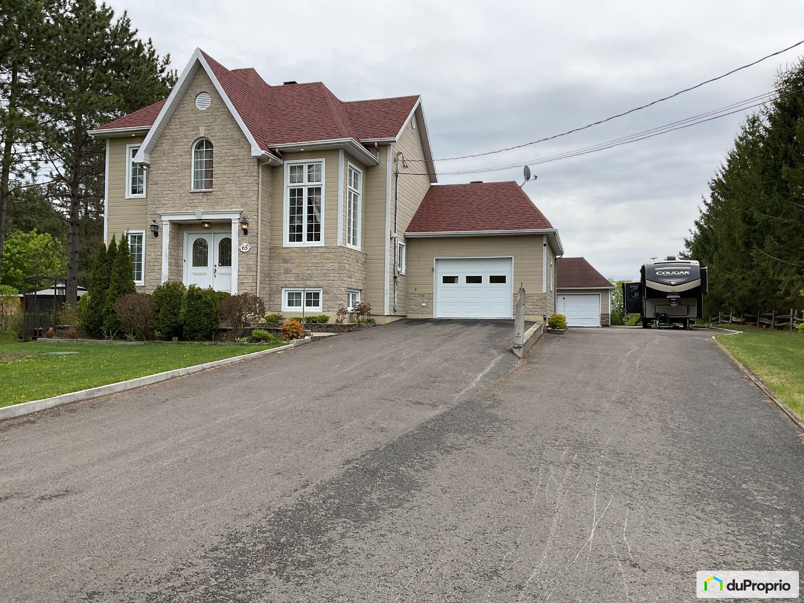Maison 2 étages à vendre SteCatherinedelaJC 3 chambres 1043800
