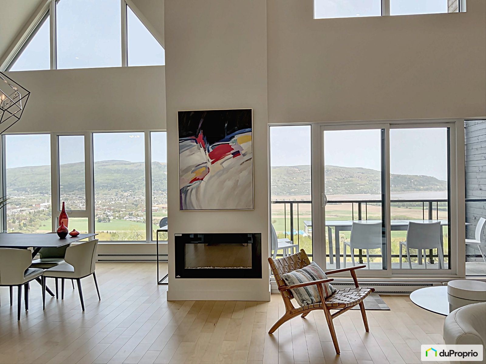 Condo à vendre BaieStPaul 4 chambres 2 salles de bain 1044070