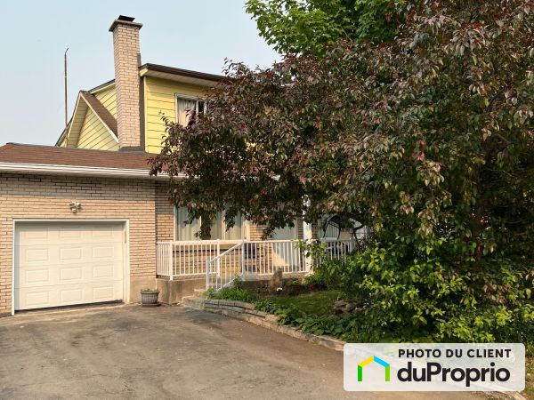 623, 69e Avenue, Chomedey à vendre