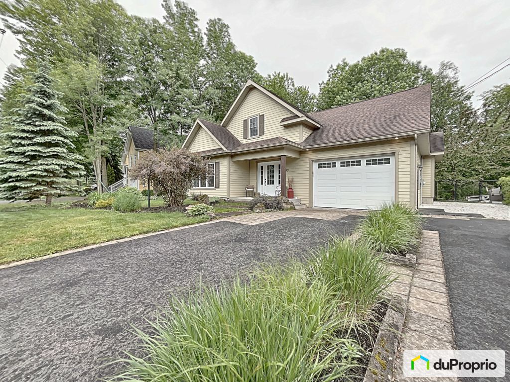 Maisons à vendre, Bromont