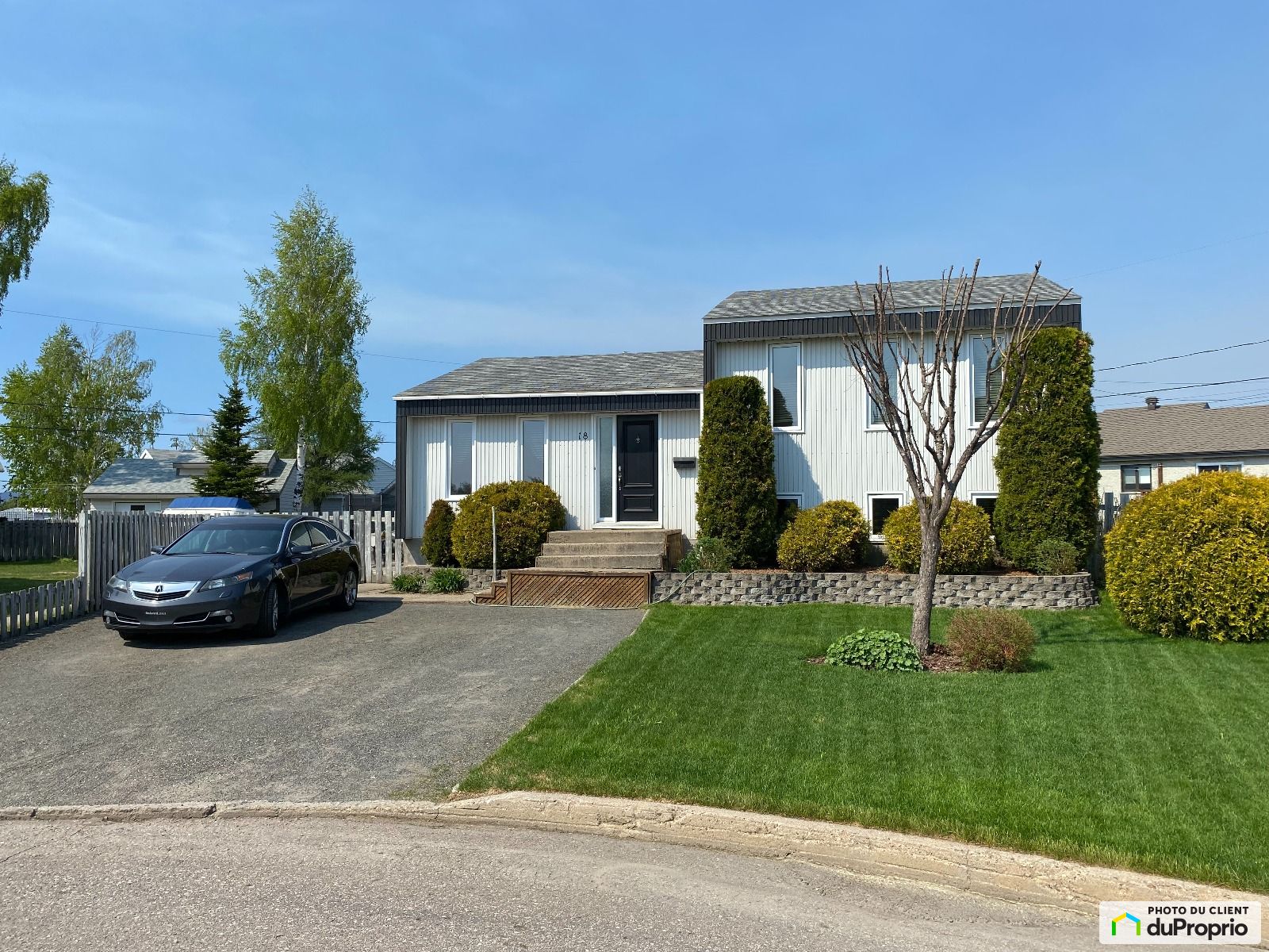 Maison à paliers multiples à vendre SeptIles 5 chambres 1046162