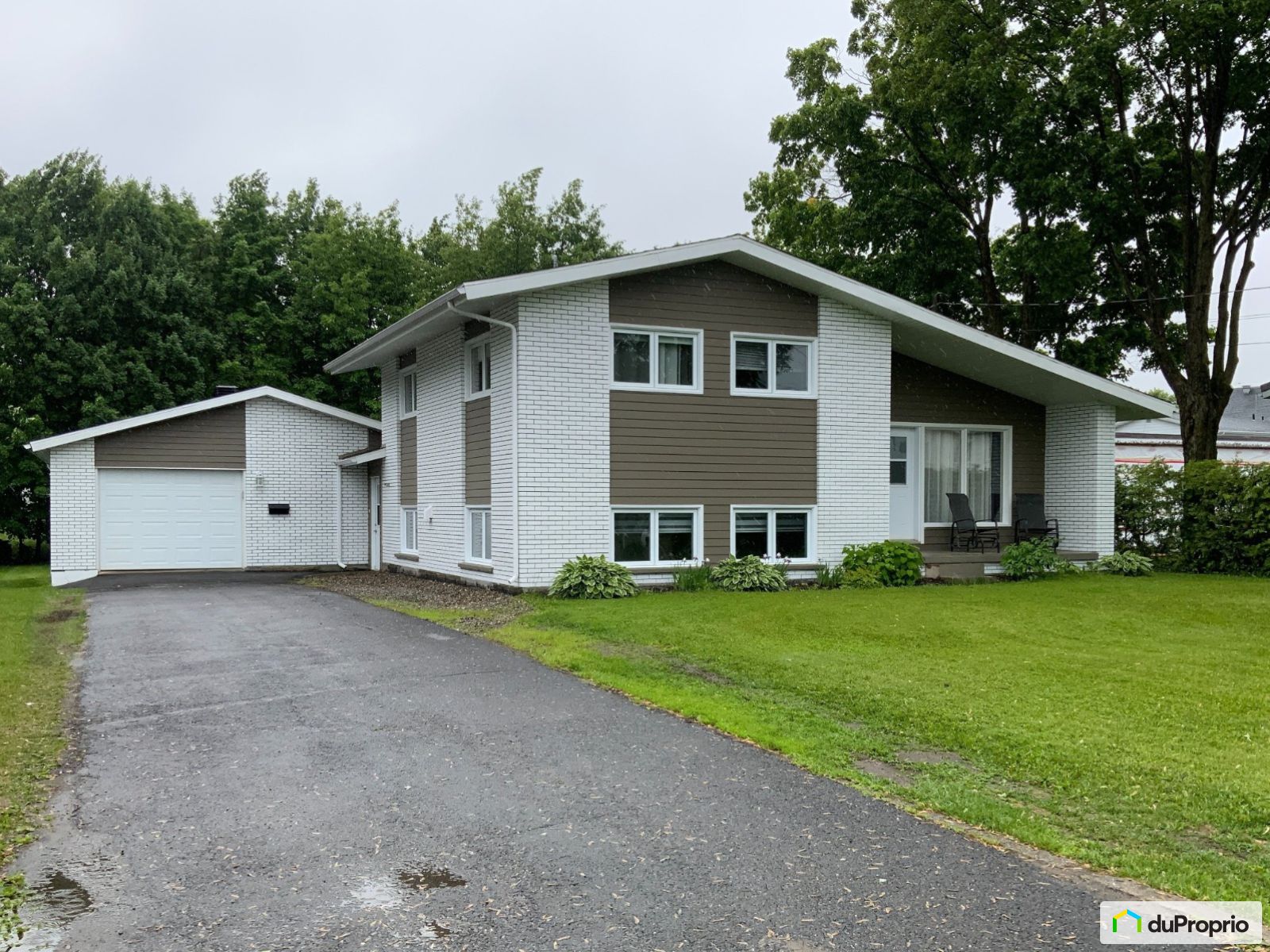 Maison à paliers multiples à vendre StAnselme 3 chambres 1046173