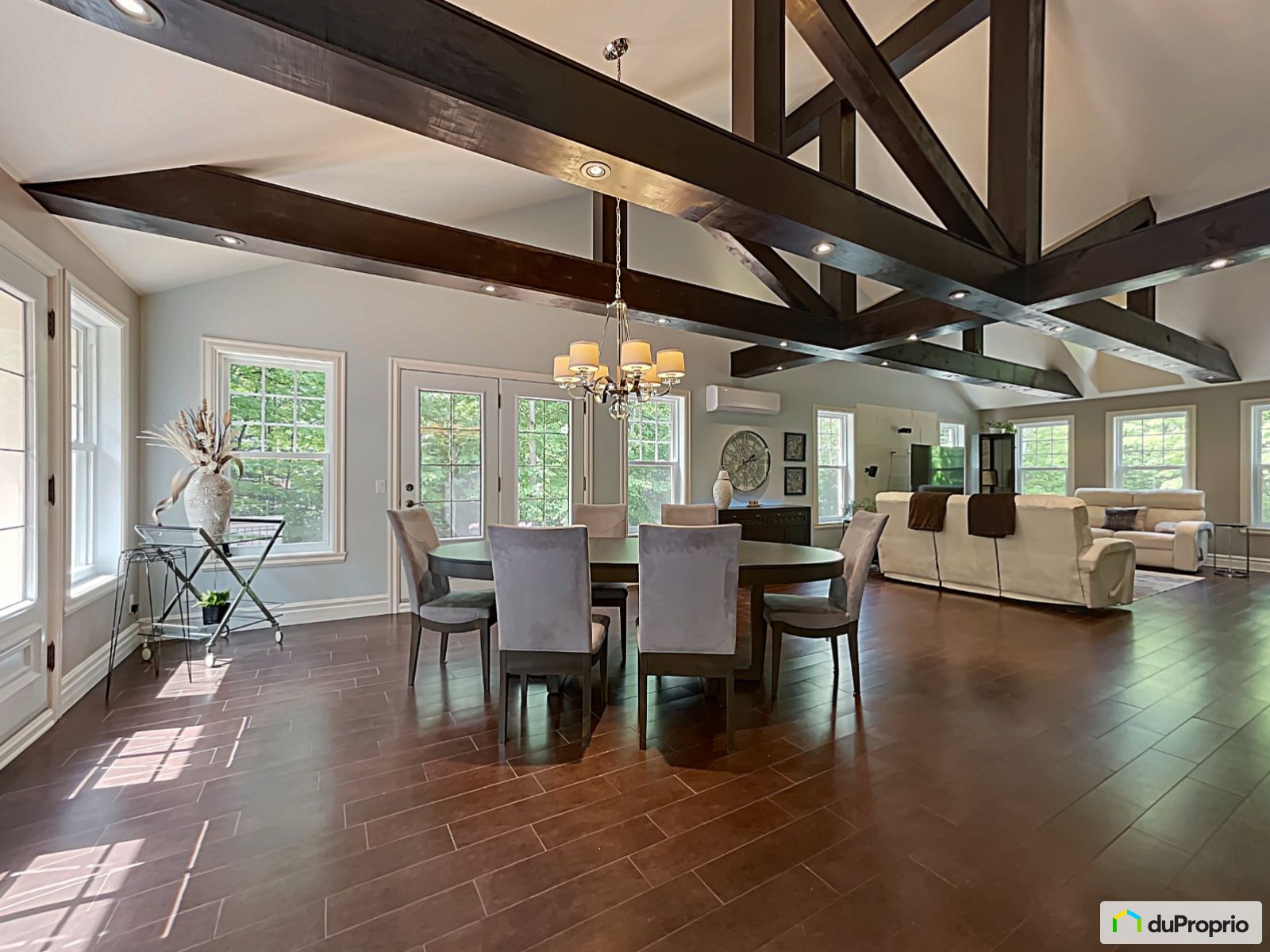 7745 Boulevard Allard — photo 1
