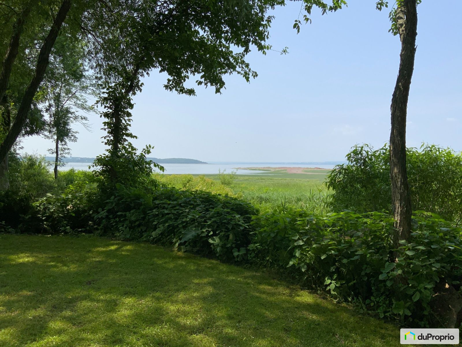 Domaine et villa à vendre BerthierSurMer 2 chambres 1047423