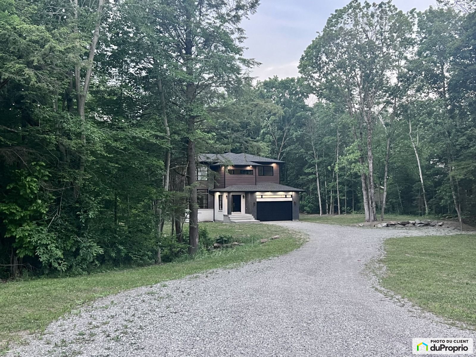 Maison 2 étages à vendre L'AngeGardienOutaouais 3 chambres 965069