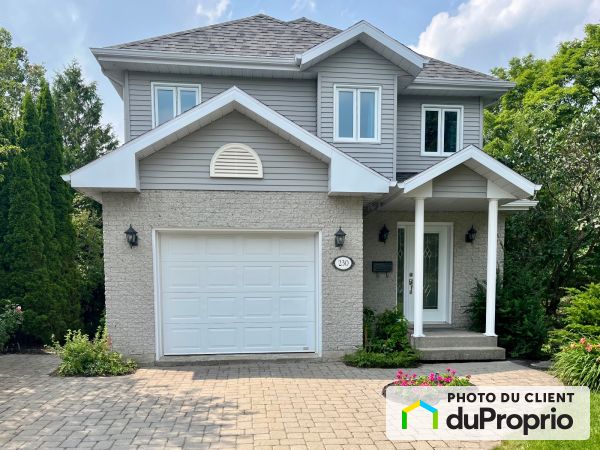 230, rue Alphonse-Bolduc, St-Romuald à vendre