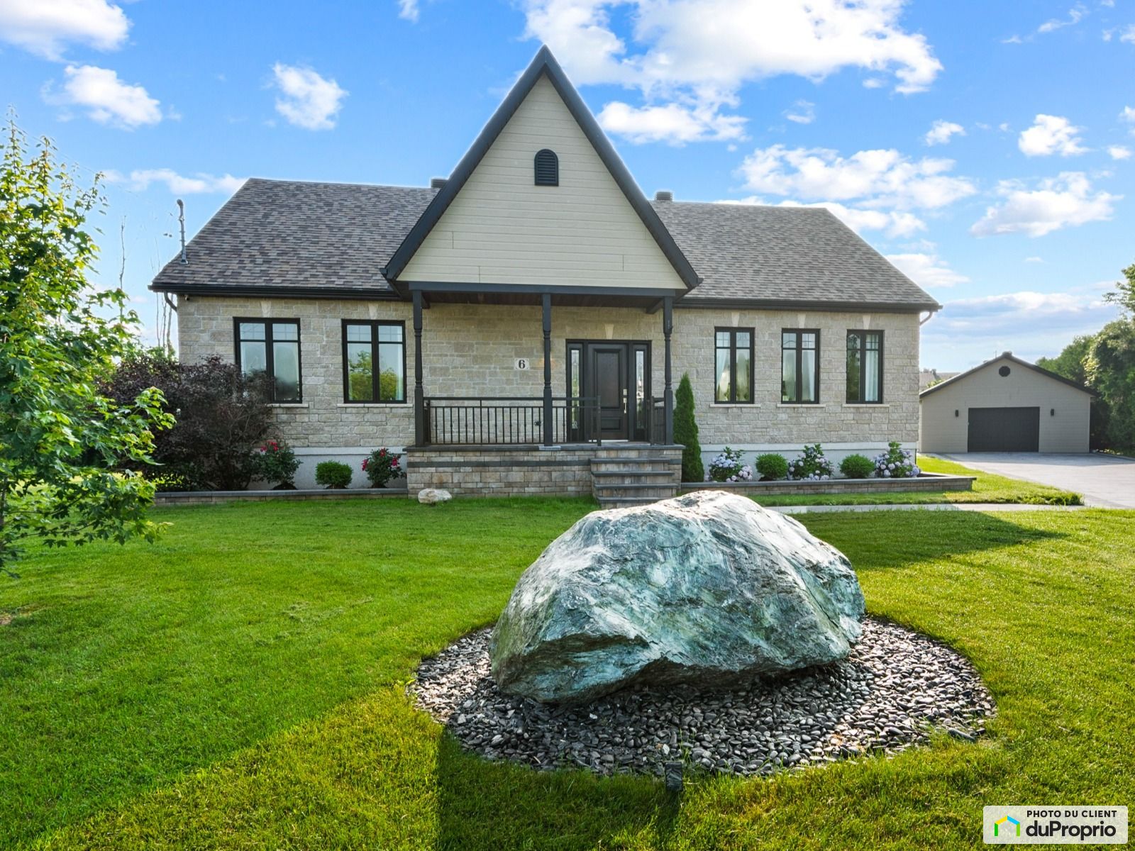 Bungalow à vendre StCyprienDeNapierville 5 chambres 1046613