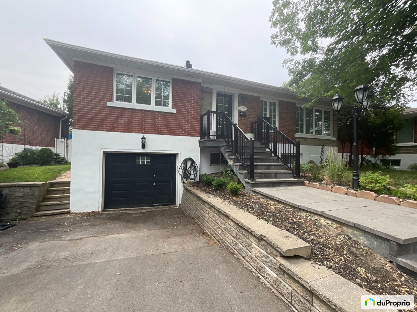 Bungalow for sale Chomedey 4 bedrooms 3 bathrooms 1047362