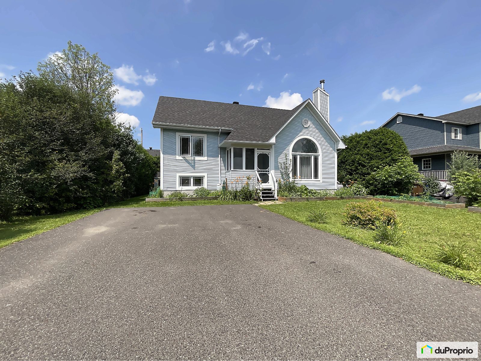 Maison à paliers multiples à vendre Bromont 5 chambres 1047473