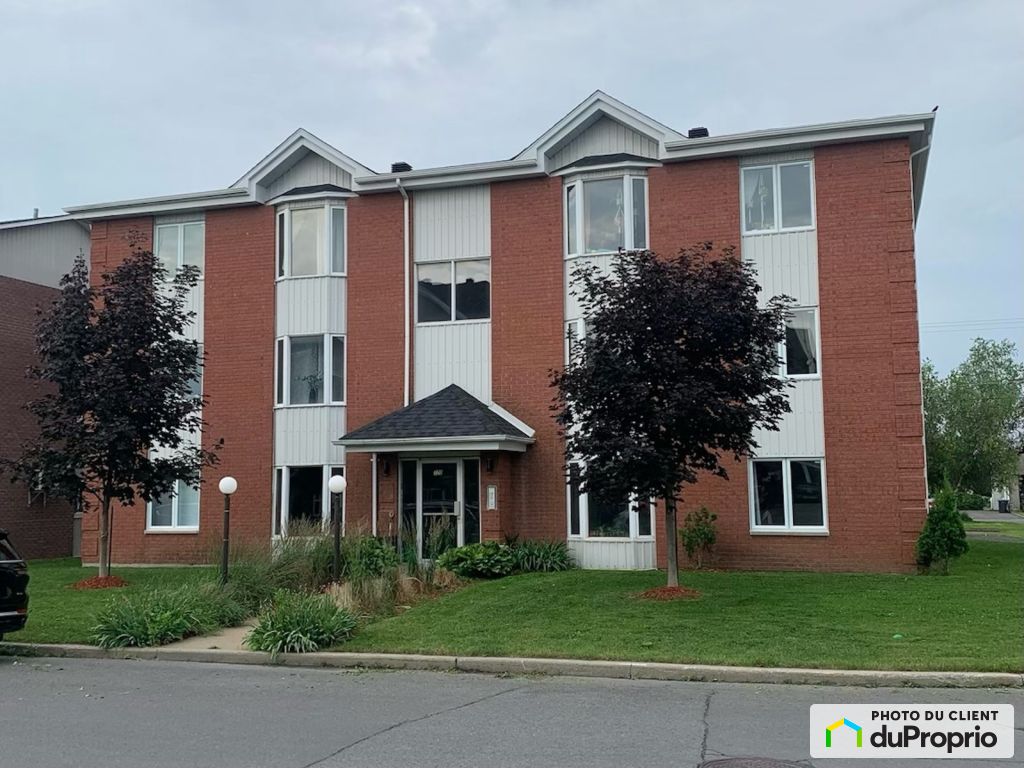 Duplex et Triplex à vendre, StJeansurRichelieu Duplex et Triplex à vendre, StJeansurRichelieu