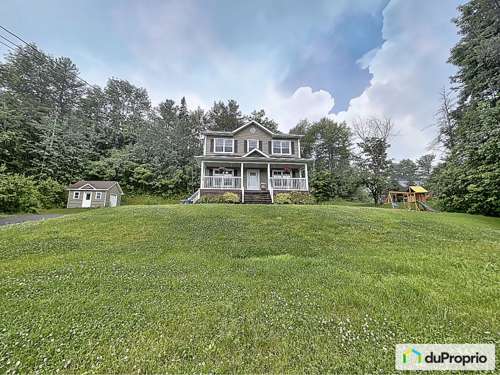 Condos, maisons à vendre, Magog