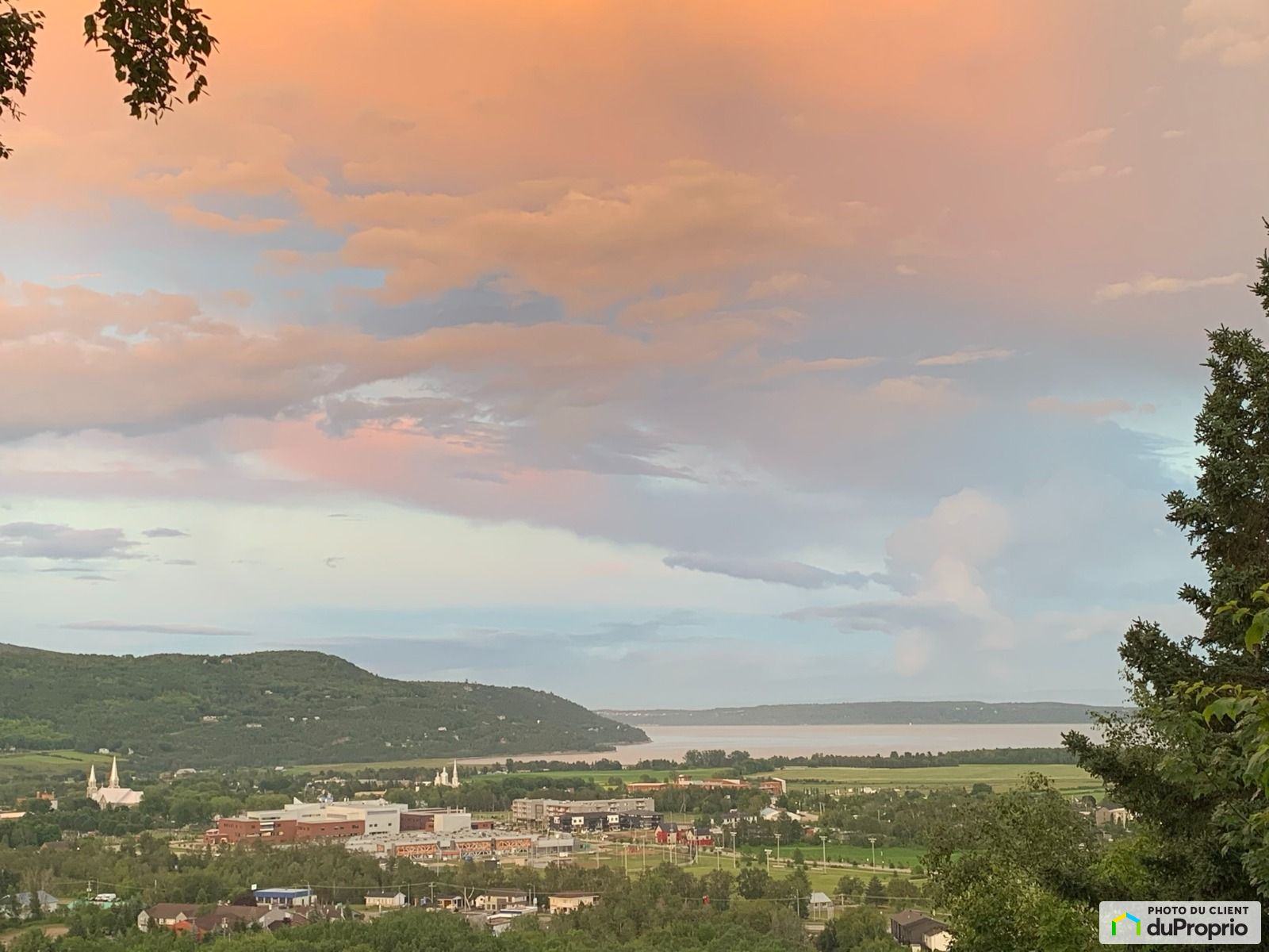 Chalet de villégiature à vendre BaieStPaul 4 chambres 1048065