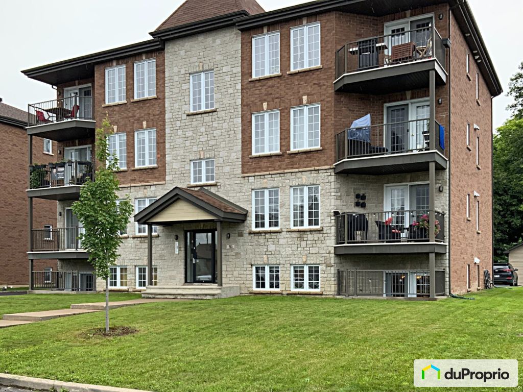 Lofts and Condos for sale in StJeansurRichelieu (StAthanase), Real