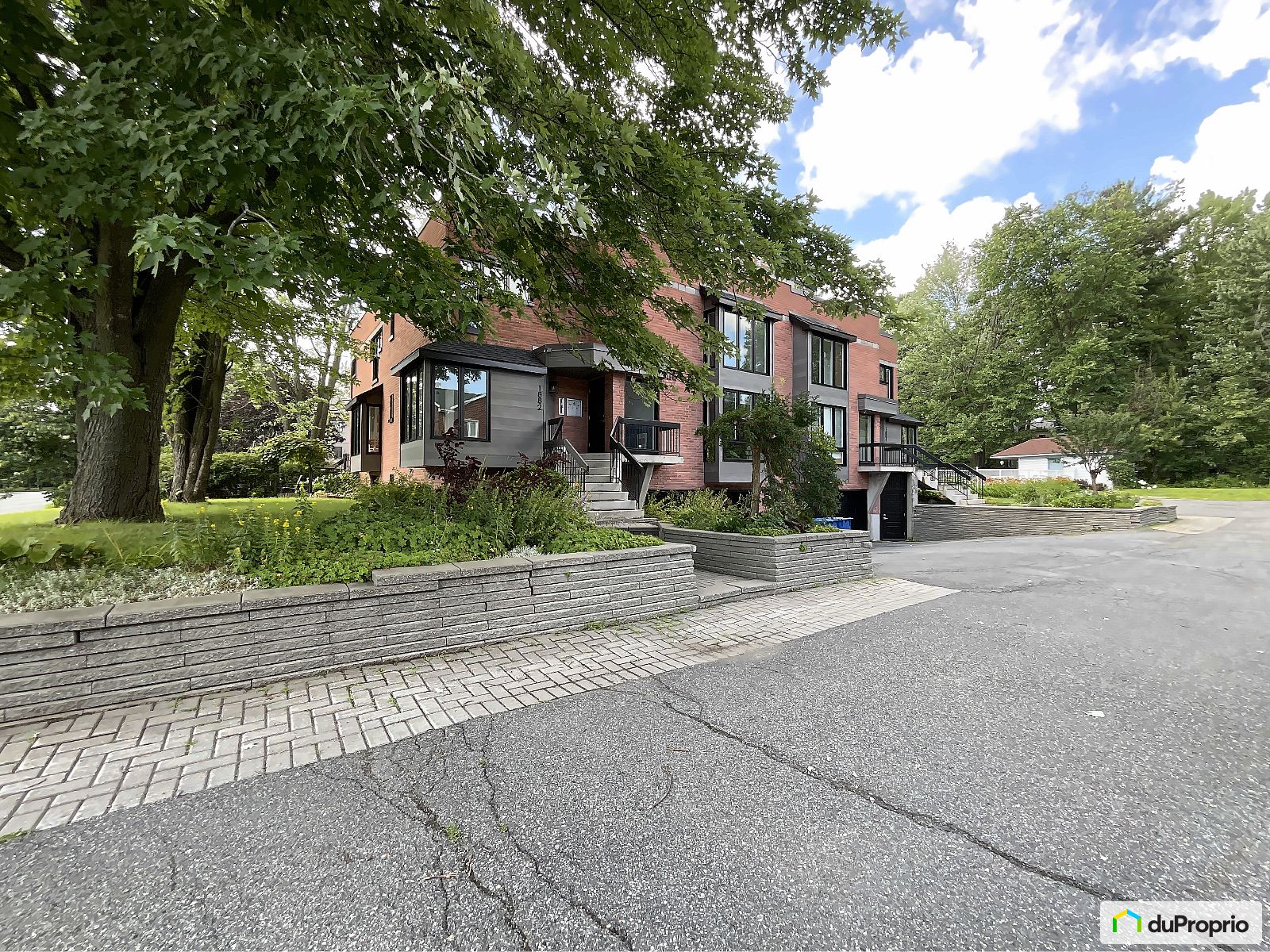 Condo à vendre StBrunoDeMontarville 2 chambres 2 salles de bain 1048779