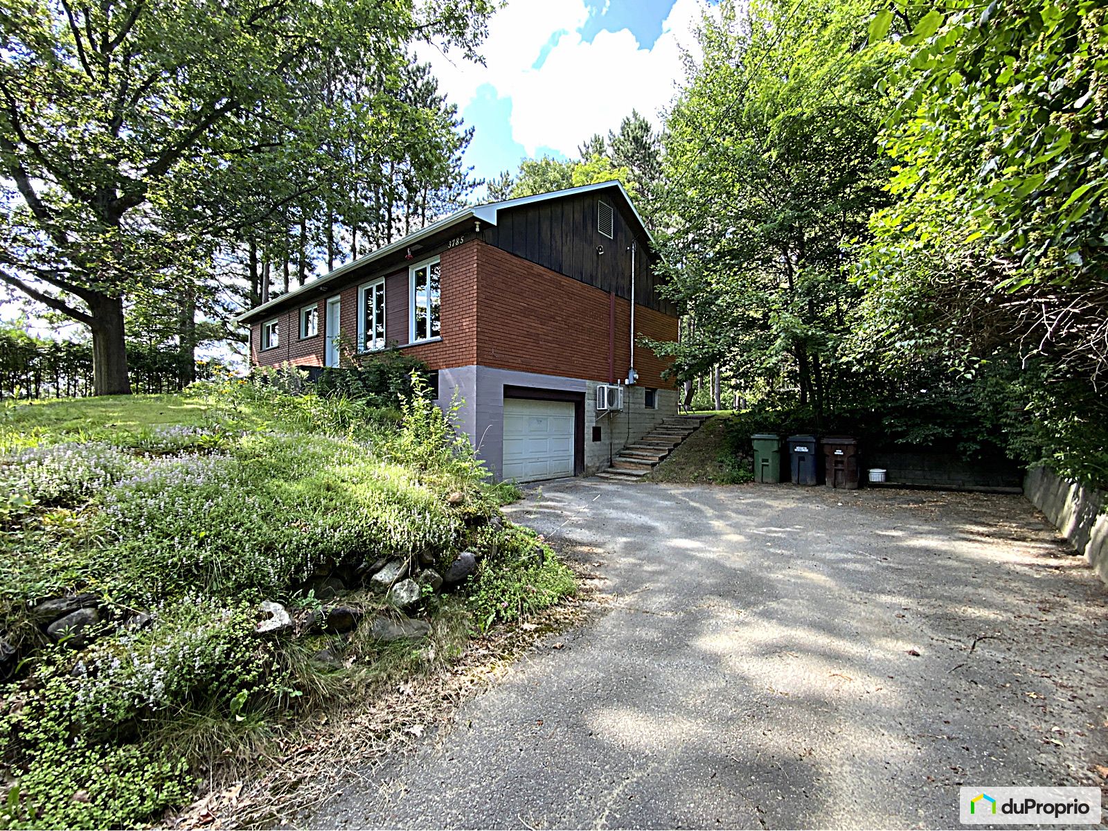 Bungalow à vendre Sherbrooke (Lennoxville) 5 chambres 1049242