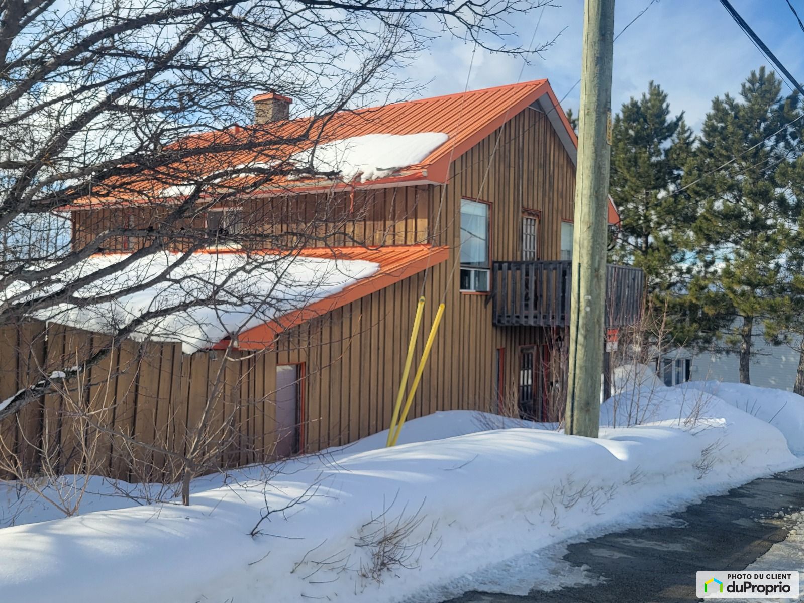Maison 2 étages à vendre Vald'Or 3 chambres 1 salle de bain 1049719