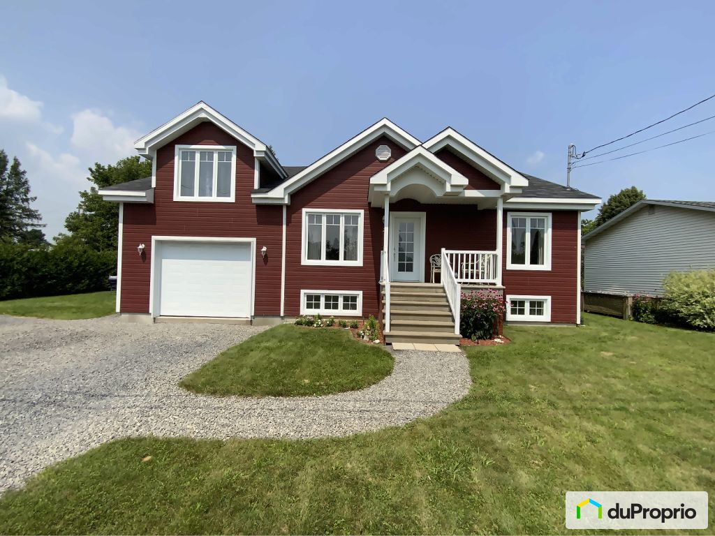 Maisons à vendre, Lacolle