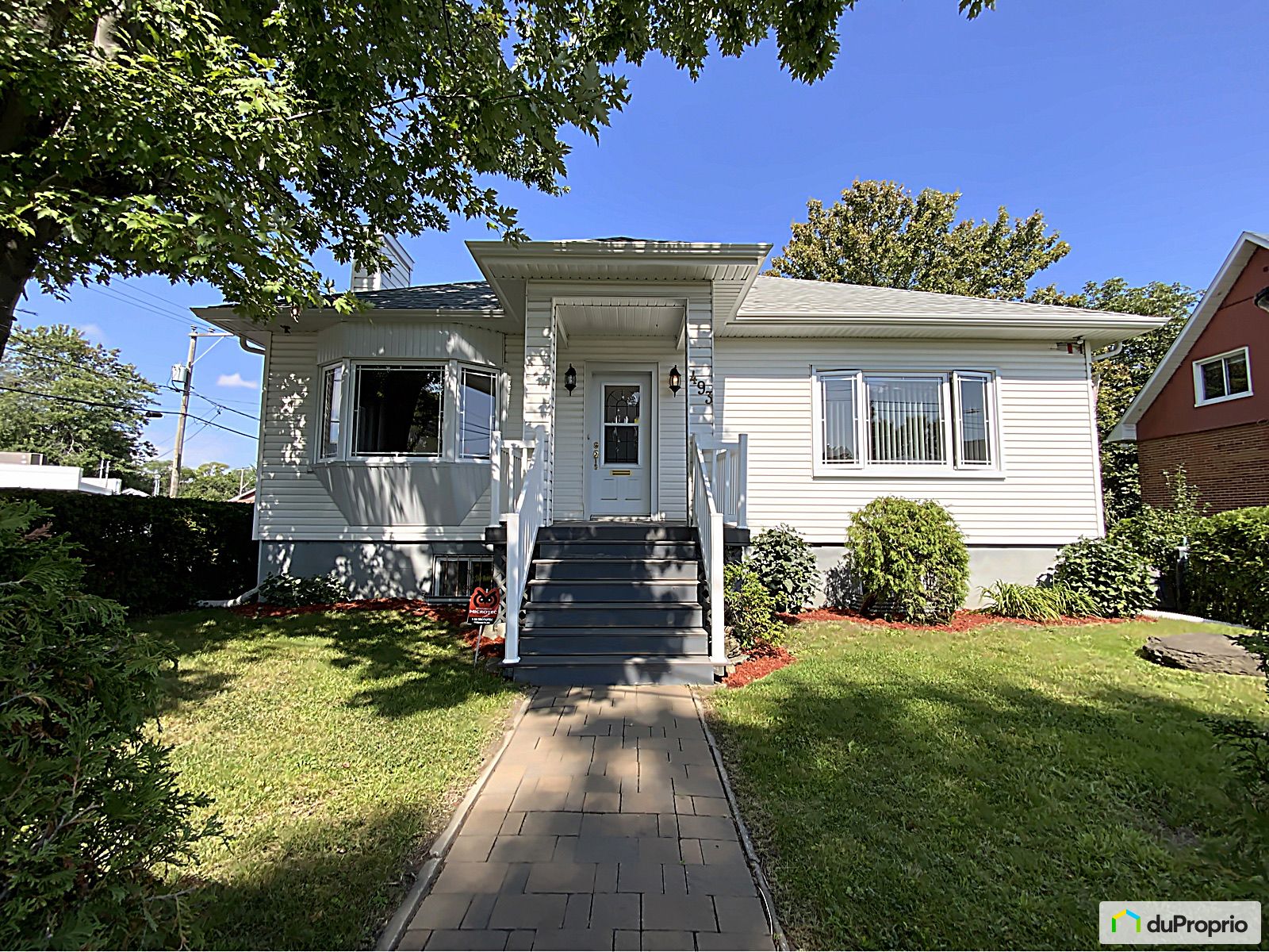 Bungalow for sale LavaldesRapides 4 bedrooms 2 bathrooms 1050979