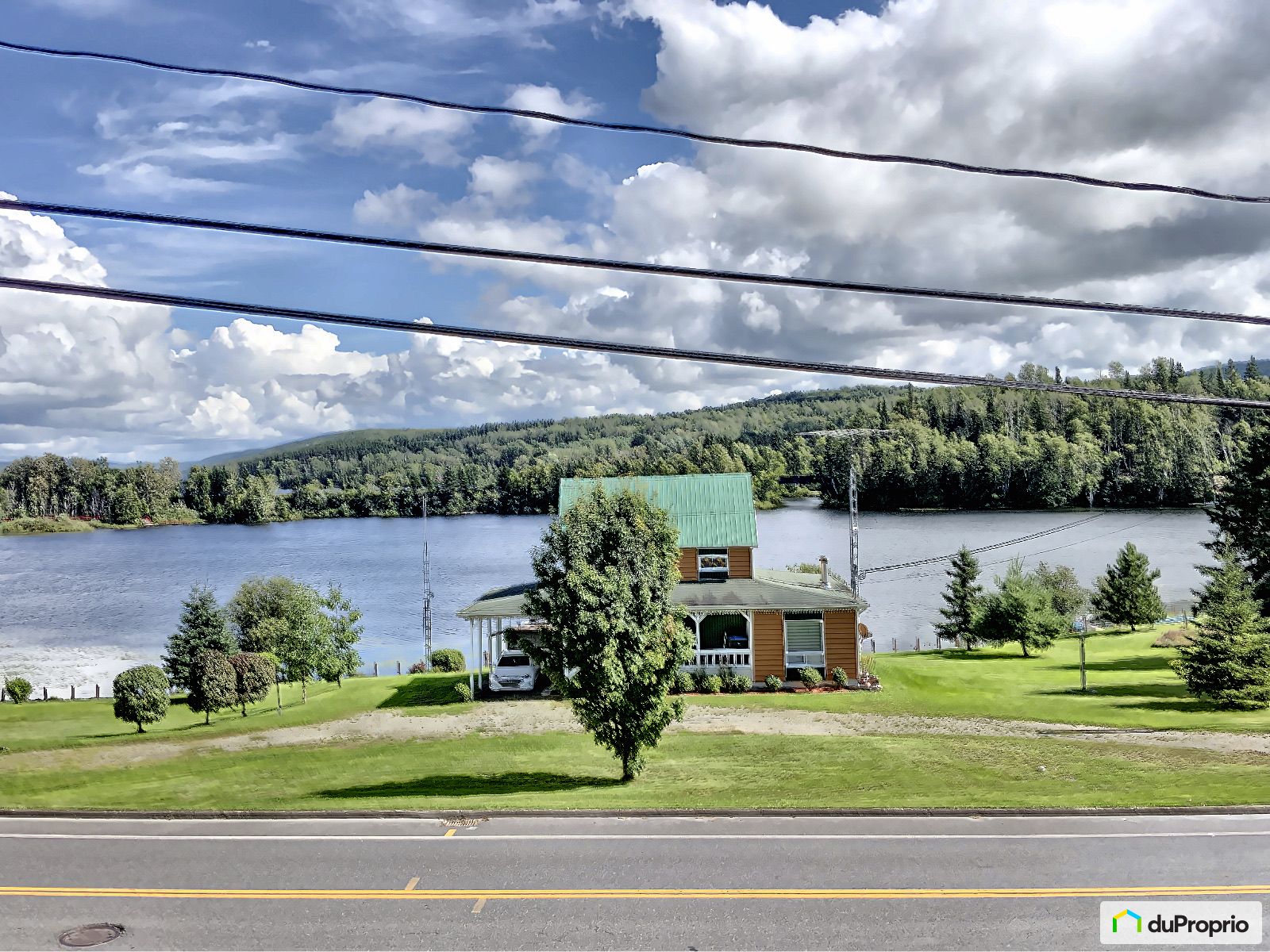 Maison 2 étages à vendre StMarcDuLacLong 3 chambres 1051061