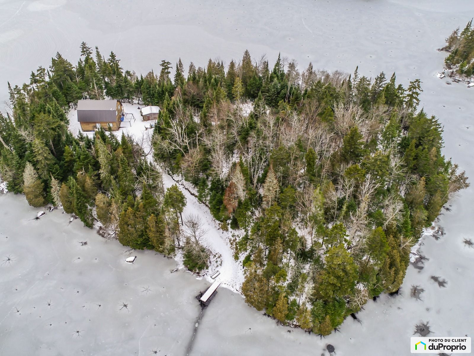 Maison 2 étages à vendre StAdolpheD'Howard 3 chambres 1051546