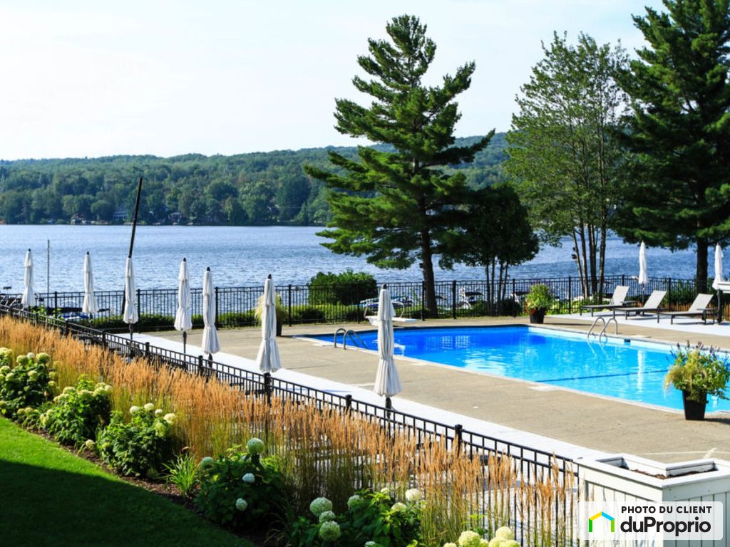 Condos, maisons à vendre, LacBrome
