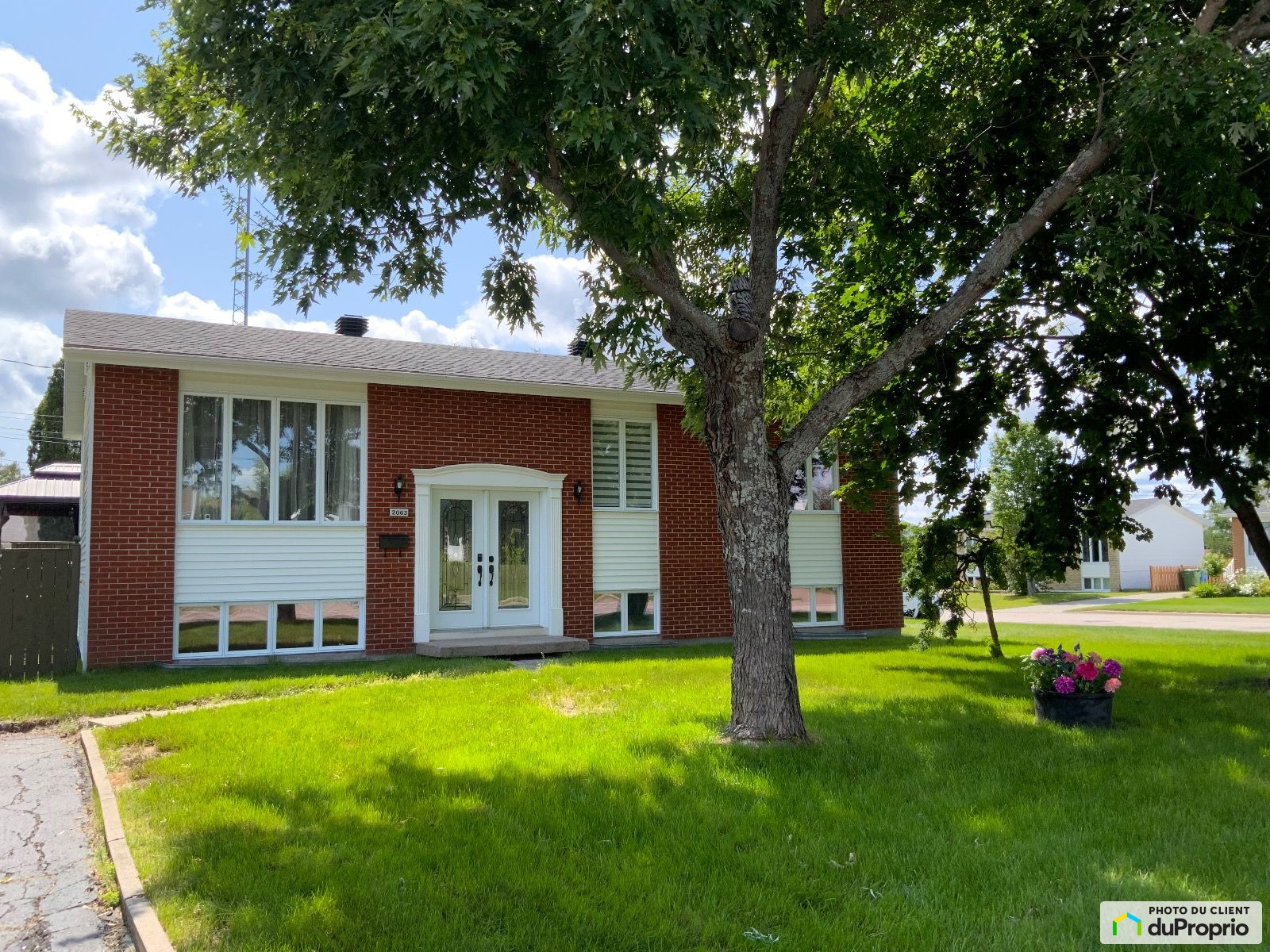 Bungalow à vendre 5 chambres 2 salles de bain 1052759