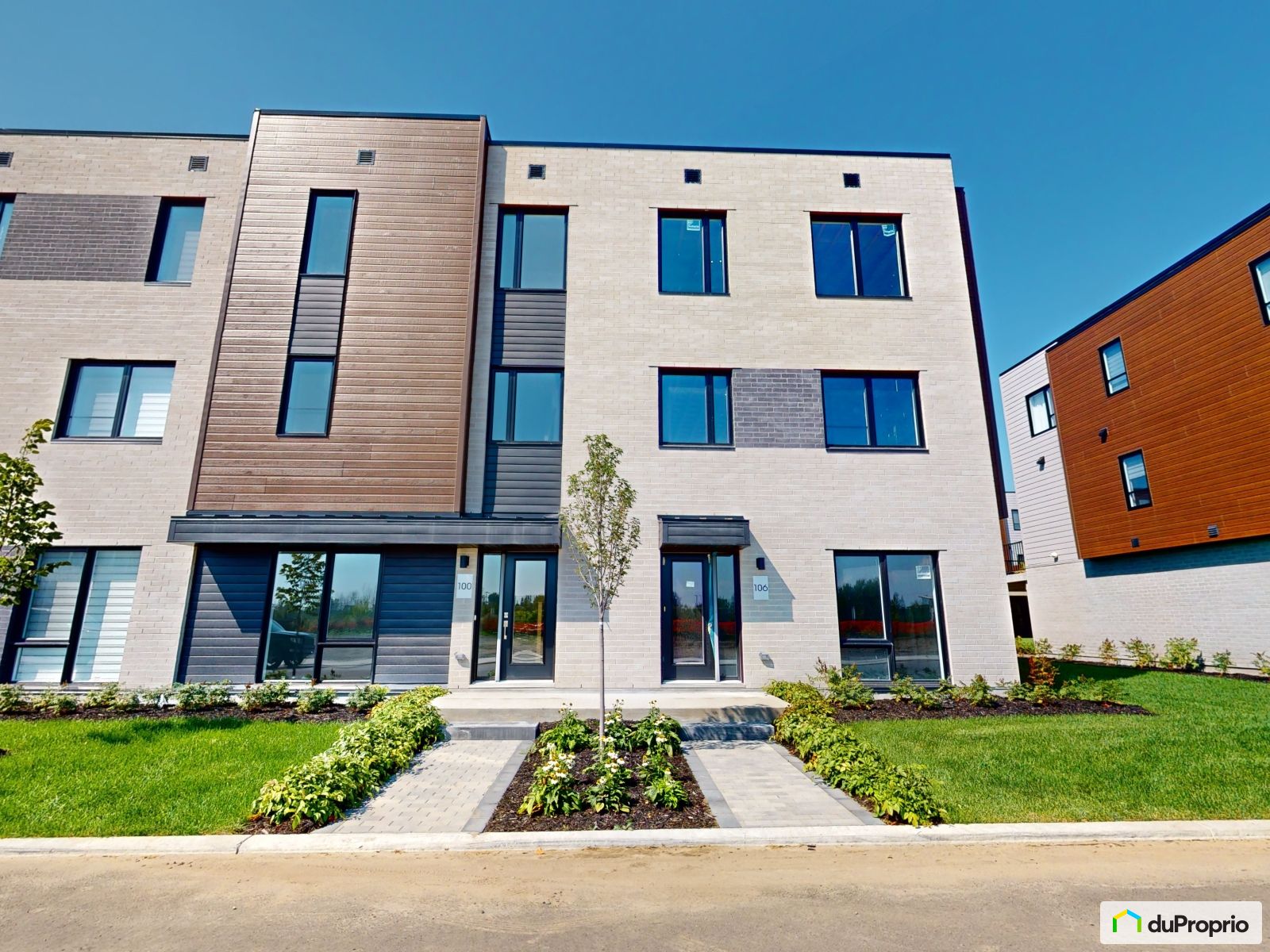 Maison en rangée / de ville neuve à vendre Terrebonne (Terrebonne) 1029719