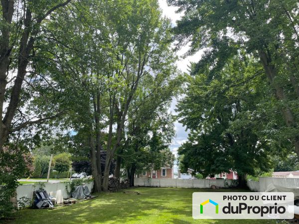 101, rue Principale, Les Côteaux à vendre